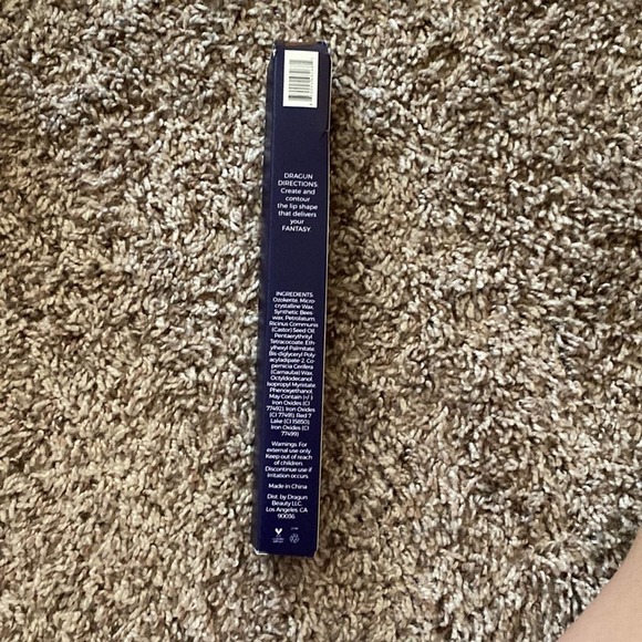 Dragun Beauty Lipjob liner - Picture 2 of 3